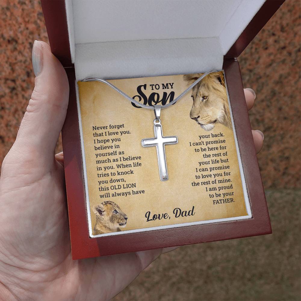 TO MY SON THIS OLD LION CROSS NECKLACE GIFT SET.